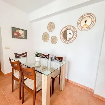 Διαμέρισμα Spacious In The Center Of *